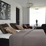 Garni Arrisja Hotel
