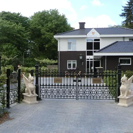 Garni Arrisja Hotel