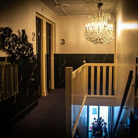Garni Arrisja Hotel 3*
