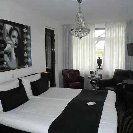 Hotel Garni Arrisja 3*